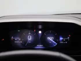 Peugeot 308 (2023) thumbnail 9