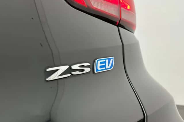 MG ZS EV (2022) thumbnail 8