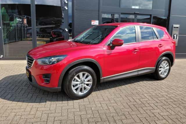 Mazda CX-5 (2016) thumbnail 2
