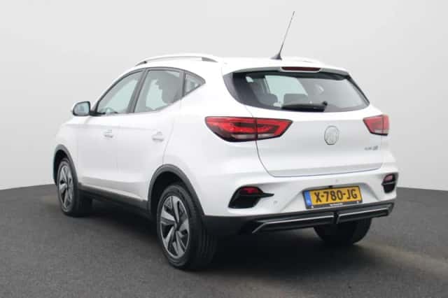 MG ZS EV (2023) thumbnail 3