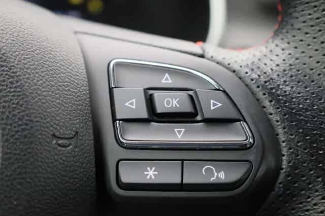 MG ZS EV (2023) thumbnail 23