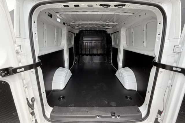 Maxus EDeliver5 (2025) thumbnail 15