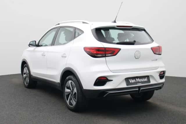 MG ZS EV (2023) thumbnail 3