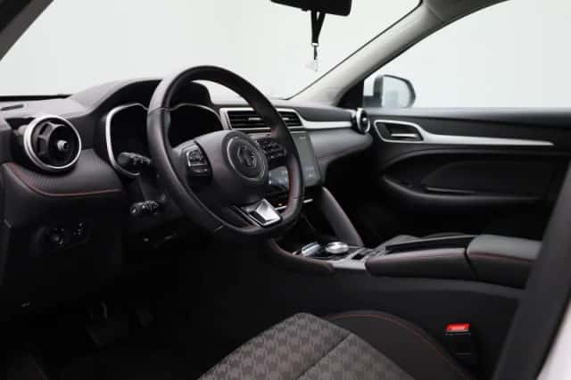 MG ZS EV (2023) thumbnail 29