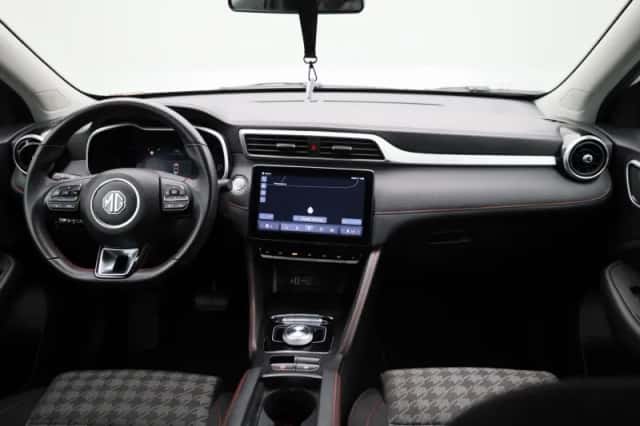 MG ZS EV (2023) thumbnail 33