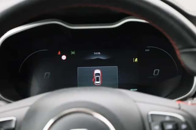 MG ZS EV (2023) thumbnail 9