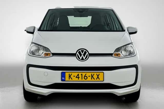 Volkswagen Up! (2021) thumbnail 5