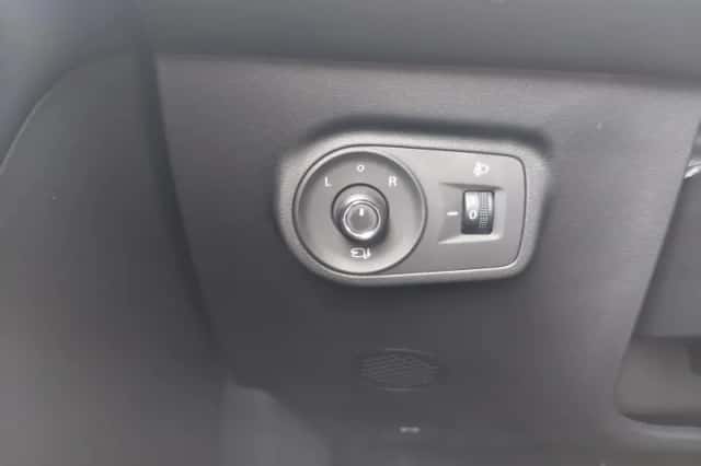 MG ZS (2025) thumbnail 16