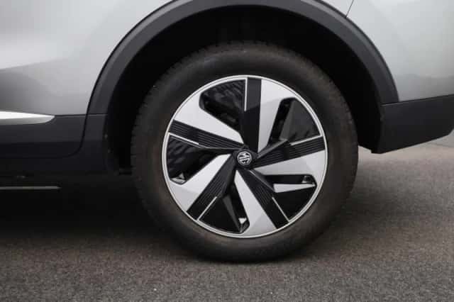 MG ZS EV (2023) thumbnail 14