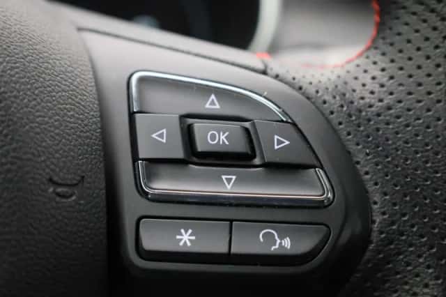 MG ZS EV (2023) thumbnail 24