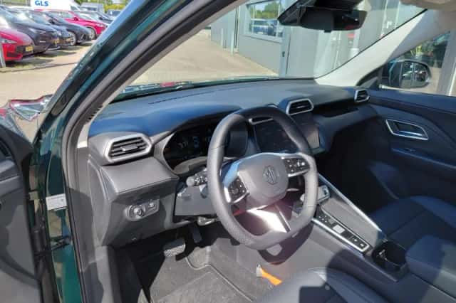MG ZS (2026) thumbnail 3