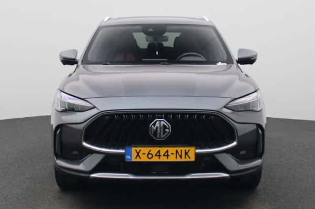 MG MG HS (2023) thumbnail 4