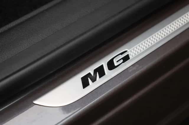 MG MG HS (2023) thumbnail 39