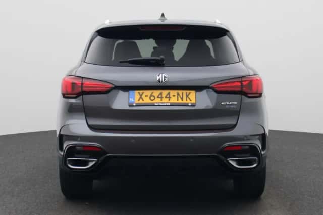 MG MG HS (2023) thumbnail 6