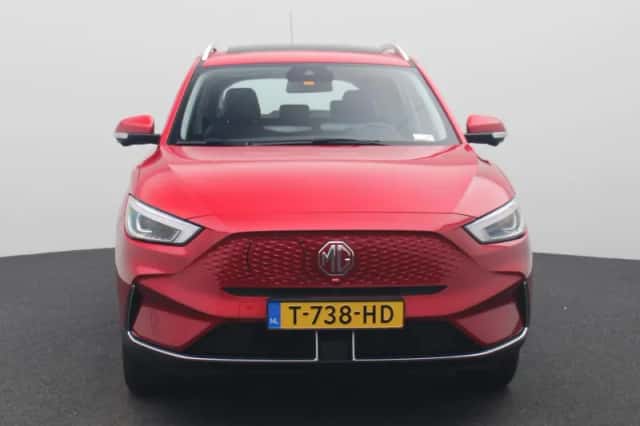 MG ZS EV (2023) thumbnail 3