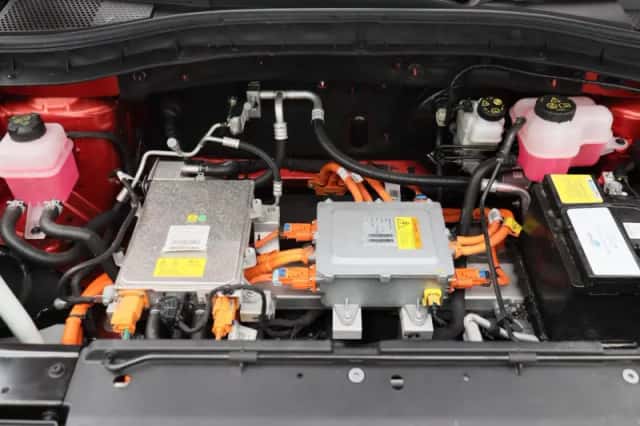 MG ZS EV (2023) thumbnail 35