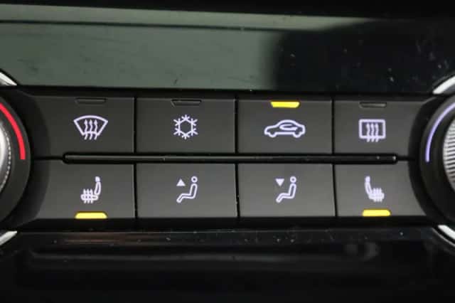 MG ZS EV (2021) thumbnail 21