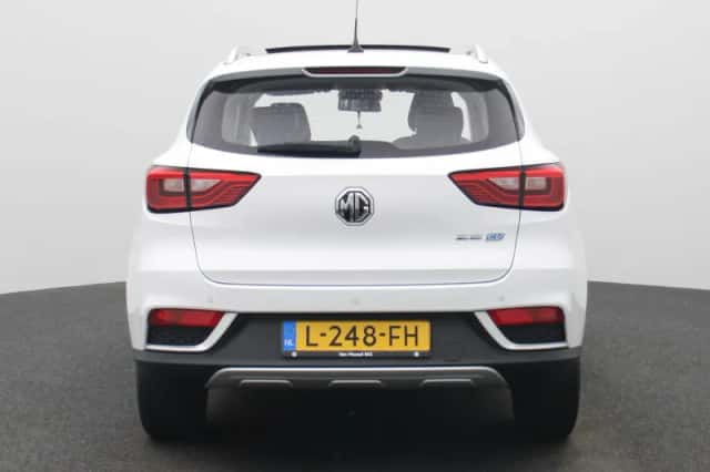 MG ZS EV (2021) thumbnail 5