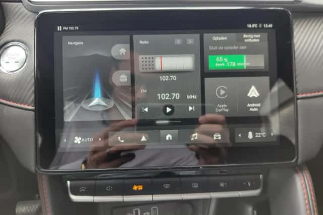 MG ZS EV (2023) thumbnail 18