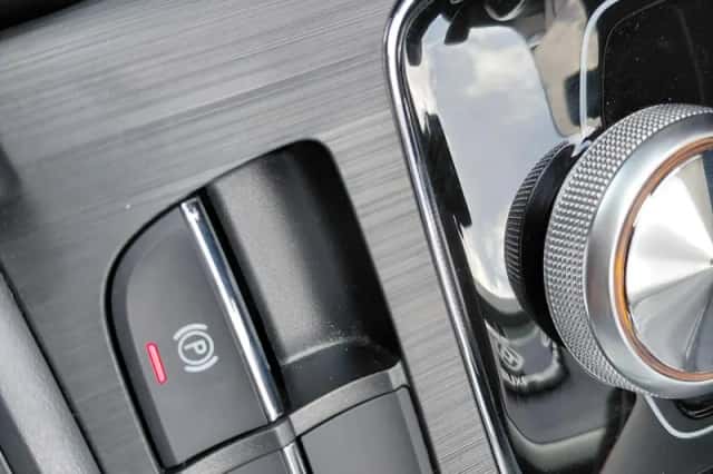 MG ZS EV (2023) thumbnail 22
