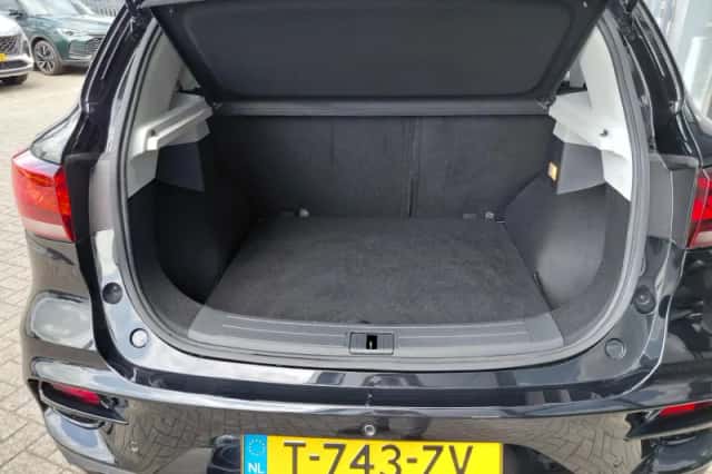 MG ZS EV (2023) thumbnail 4