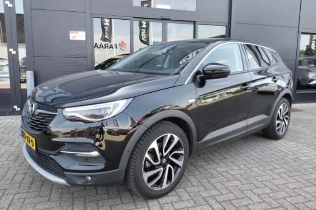 Opel Grandland X (2018) thumbnail 2