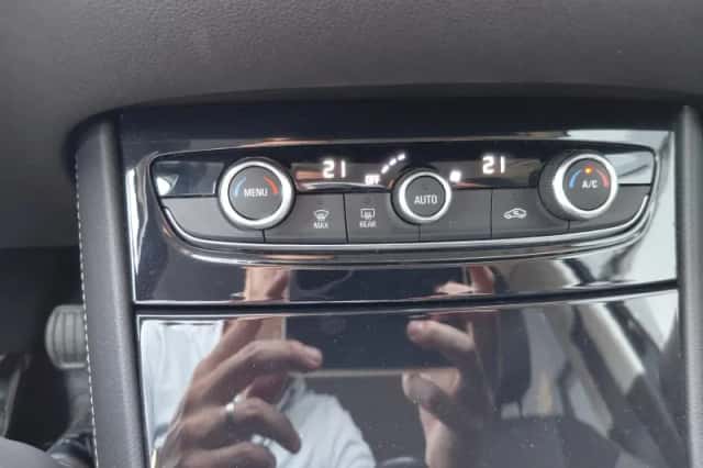 Opel Grandland X (2018) thumbnail 19