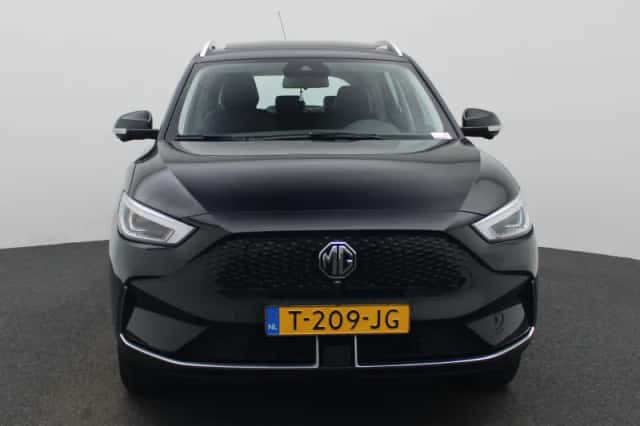 MG ZS EV (2023) thumbnail 3