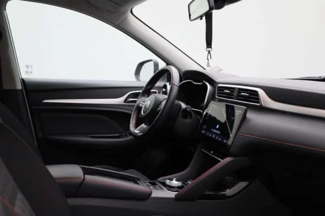 MG ZS EV (2024) thumbnail 32