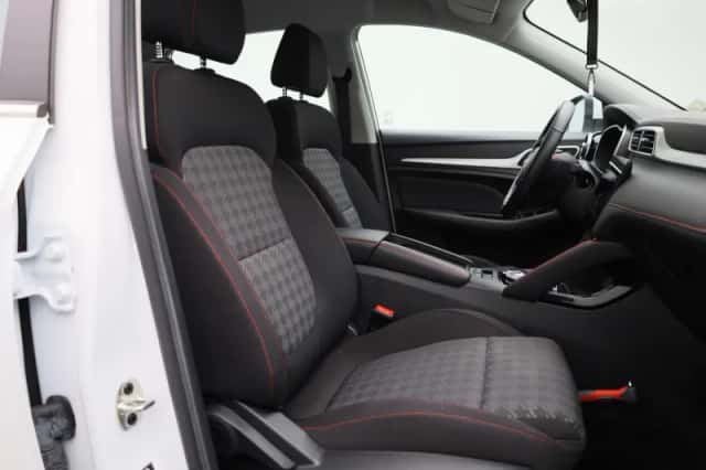 MG ZS EV (2024) thumbnail 33