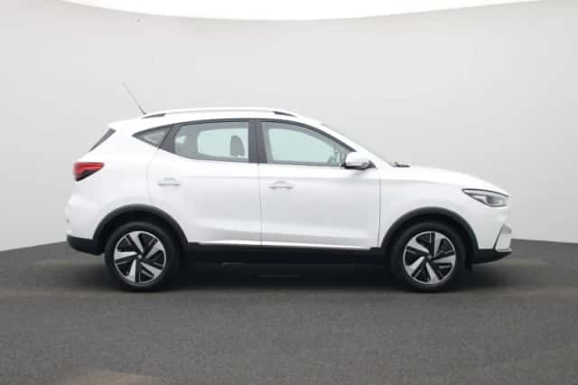 MG ZS EV (2024) thumbnail 6