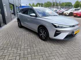 MG MG5 (2022) thumbnail 10