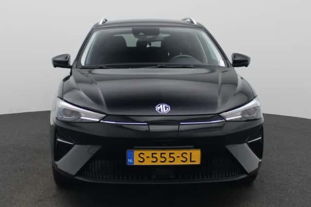 MG MG5 (2023) thumbnail 3
