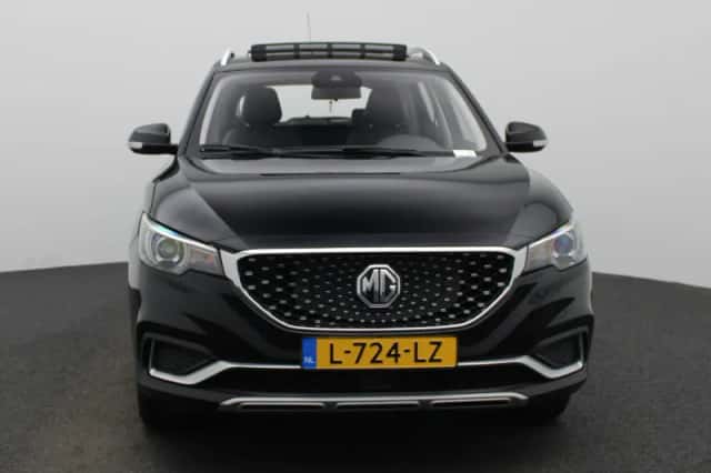 MG ZS EV (2021) thumbnail 2