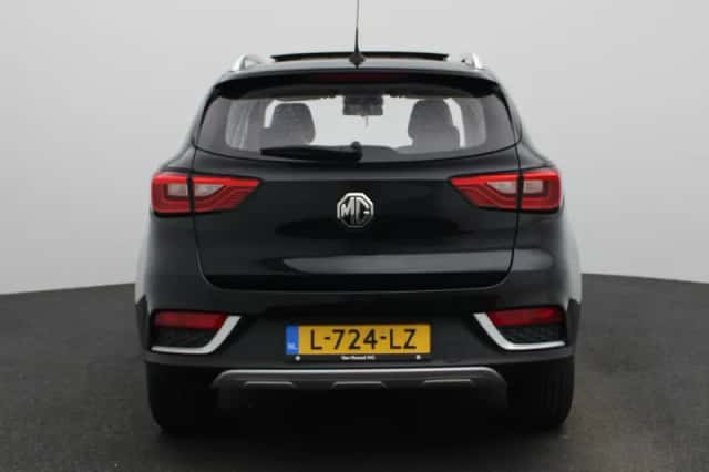 MG ZS EV (2021) thumbnail 4