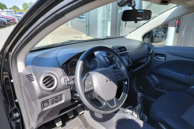 Mitsubishi Space Star (2020) thumbnail 4