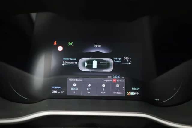 MG ZS EV (2023) thumbnail 16
