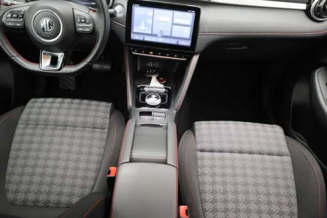MG ZS EV (2023) thumbnail 9