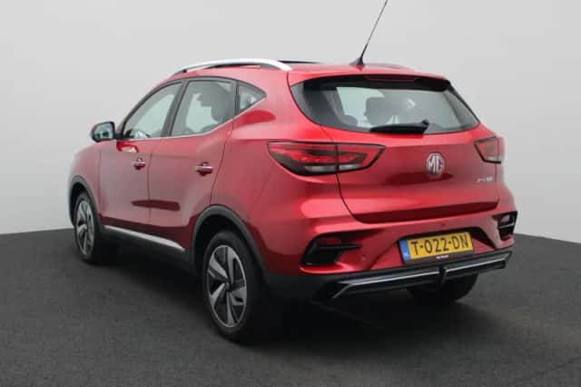 MG ZS EV (2023) thumbnail 2