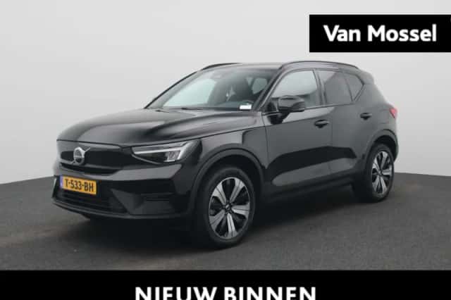 Volvo XC40 (2023) thumbnail 1