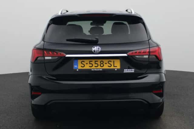 MG MG5 (2023) thumbnail 5