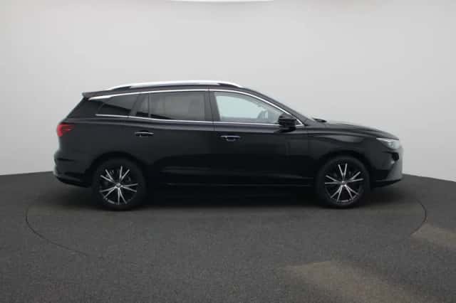 MG MG5 (2023) thumbnail 6