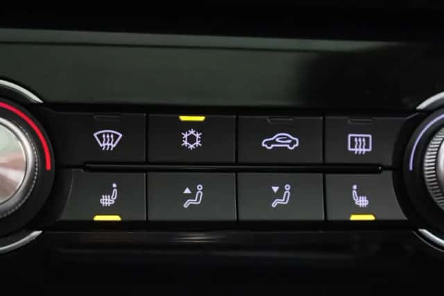 MG ZS EV (2021) thumbnail 23