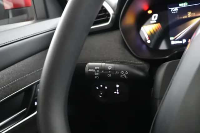 MG ZS (2026) thumbnail 31