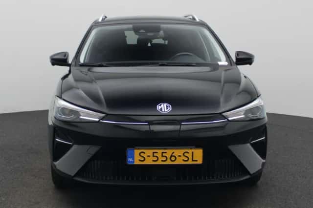 MG MG5 (2023) thumbnail 3