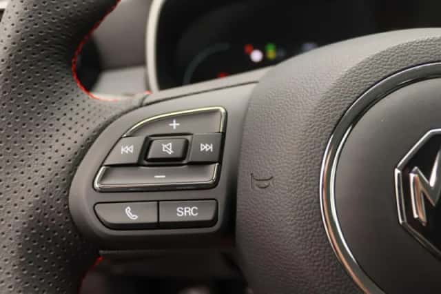 MG ZS EV (2025) thumbnail 14