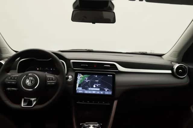 MG ZS EV (2025) thumbnail 20