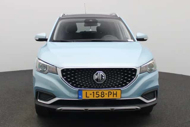 MG ZS EV (2021) thumbnail 3