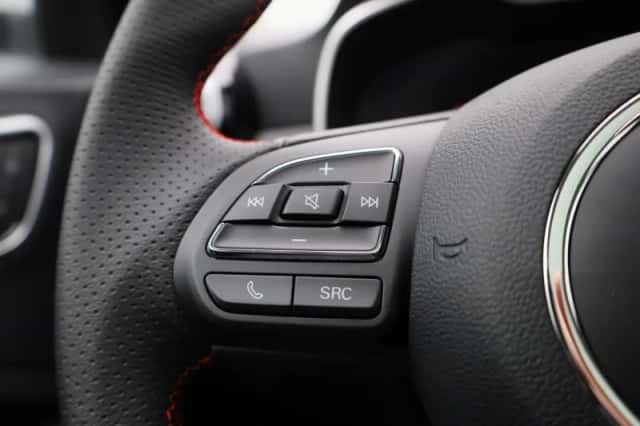 MG ZS EV (2025) thumbnail 21