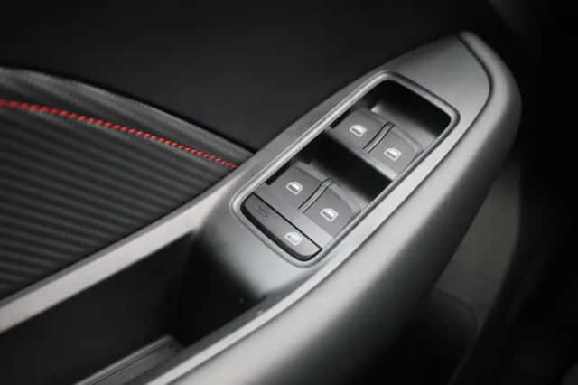 MG ZS EV (2025) thumbnail 25